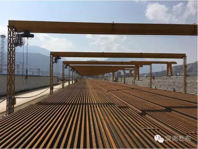 蘭渝鐵路最新進(jìn)展！除胡麻嶺隧道外已全線鋪通