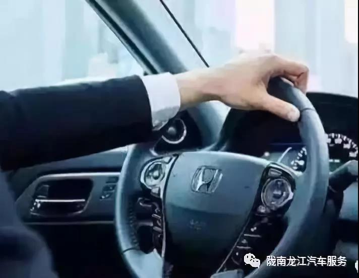汽車年審、保養(yǎng)｜龍江汽車服務(wù)送您福利紅包！