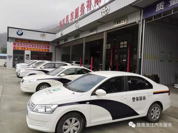 金錘鈑金，銀槍噴漆！龍江汽修值得信賴！